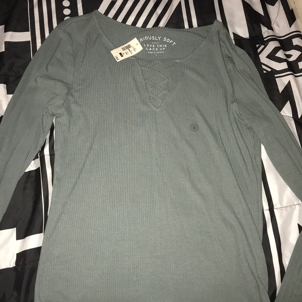 Aeropostale lace up shirt